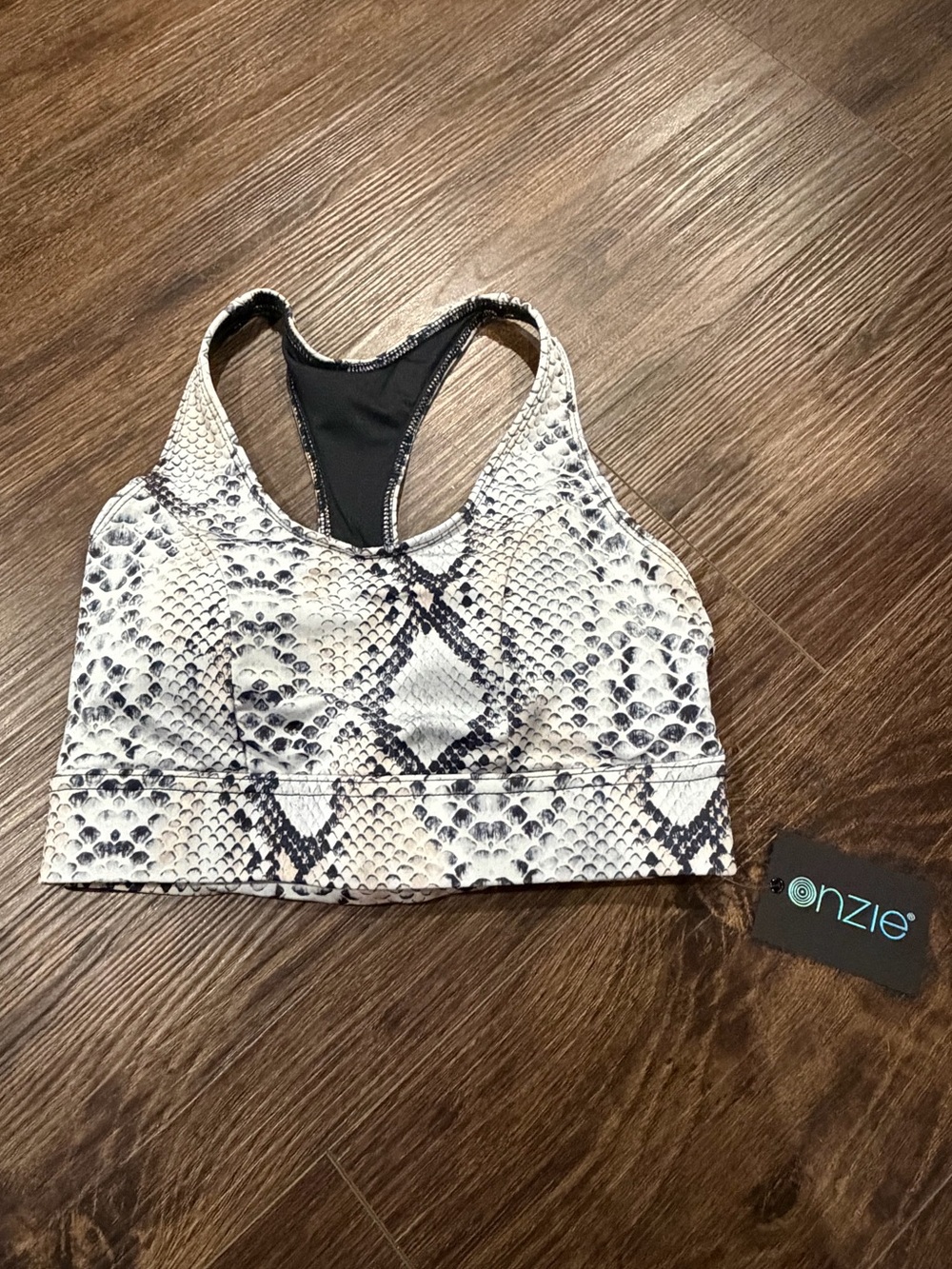 Onzie PeakABoo Racer Back Bra - Size M/L